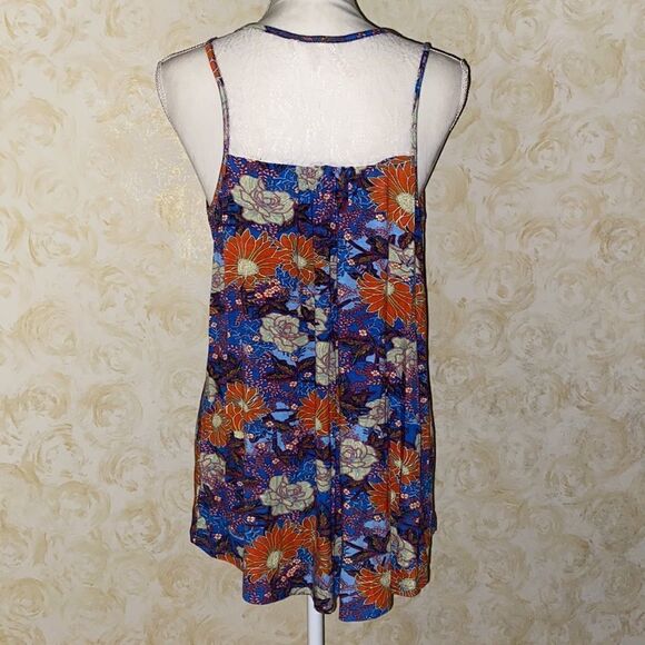 NWOT! Gilli Floral/Lace Tank Top - Picture 5 of 14